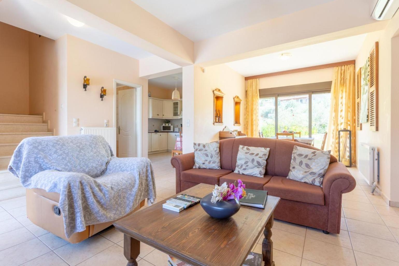 Villa Eufrosini Svoronata Esterno foto